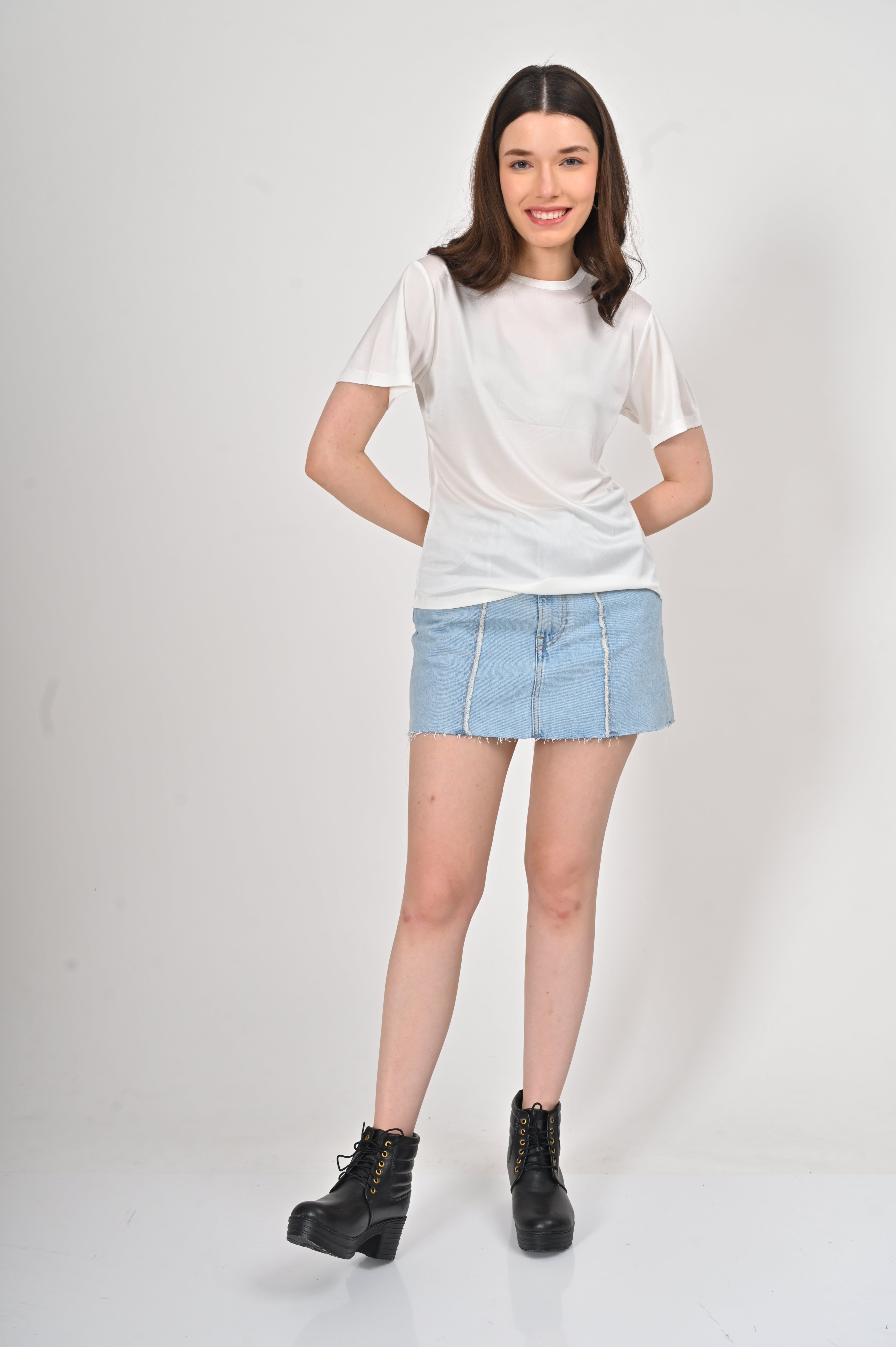 100 % ORGANIC MULBERRY SILK TRI-ACETATE WRINKLE FREE ROUND NECK TEE - WHITE