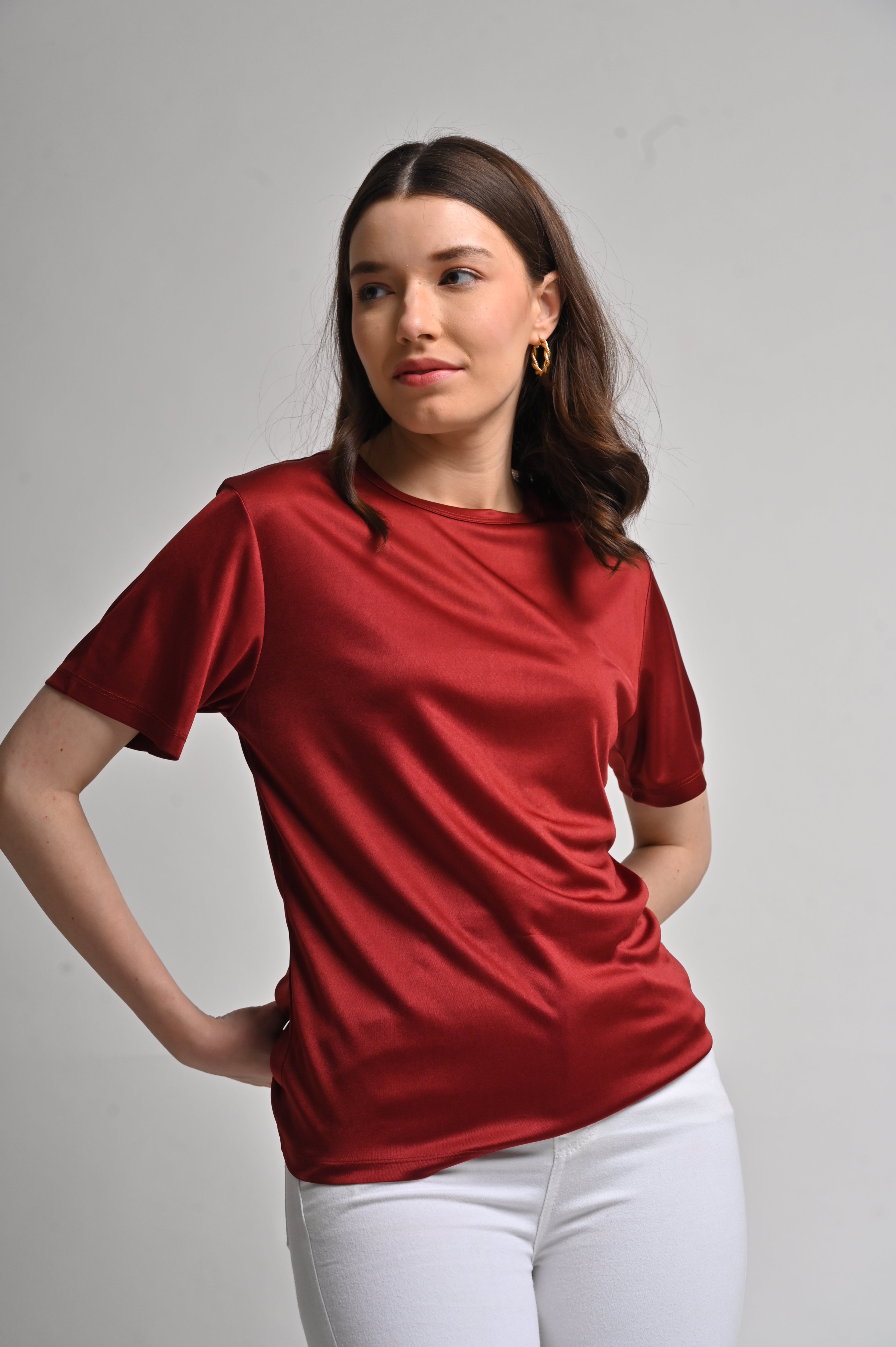 100 % ORGANIC MULBERRY SILK TRI-ACETATE WRINKLE FREE ROUND NECK TEE - CHERRY RED